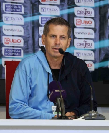 Hilmi Bozkurt: "Gençlerimizi geliştirmeye devam edeceğiz"