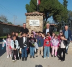 İlkokul öğrencileri Yörük Ali Efe’yi unutmadı