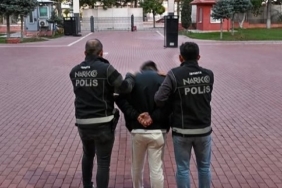 Isparta’da uyuşturucu ticaretinden 12 yıl 6 ay hapis cezası bulunan şahıs yakalandı