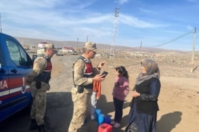 Jandarma kadına yönelik şiddeti önlemek için kapı kapı dolaşıyor