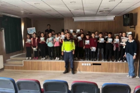 Jandarma trafik timinden öğrencilere eğitim