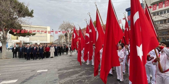 Karaman’da Öğretmenler Günü kutlamaları düzenlendi