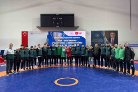 Karataylı yıldız güreşçiler Türkiye ikinciliğini Konya’ya getirdi