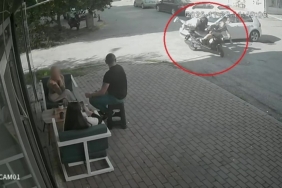 Kasksız yolcu kafasını kaldırıma çarpmaktan kıl payı kurtuldu