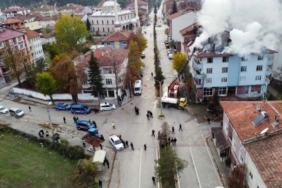 Kastamonu’da korkutan bina yangını