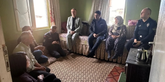 Kaymakam Karataş, Alioğulları Mahallesi’nde vatandaşlarla buluştu