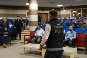 KBÜ’de madde bağımlılığına karşı Narkorehber Gençlik Eğitimi verildi