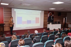 KBÜ’den öğretmenlere "Yapay Zekâ ile Yabancı Dil Öğretimi" semineri