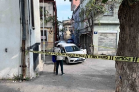 Kızılay personeli yemek dağıtırken vuruldu