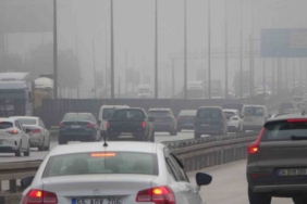 Kocaeli’de etkili olan sis sürücülere zor anlar yaşattı