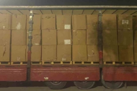 Kocaeli’de sahte belgeli tırda tonlarca kaçak tütün ele geçirildi