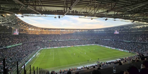 Kocaelispor - Galatasaray maçında seyirci rekoru kırıldı