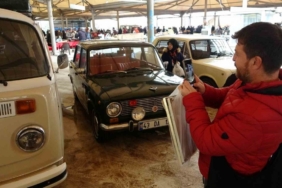 Kütahya ’Antika Pazarı’nda Klasik Araba Sergisi’ne yoğun ilgi