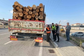 Kütahya’da orman emvali yüklü araçlar denetlendi