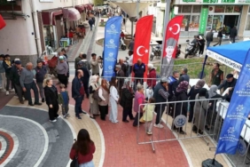 Kuyucak’ta binlerce fide vatandaşlarla buluştu