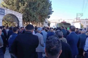 Makatına hava basıldığı için ölen çocuk defnedildi