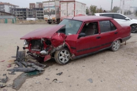 Malatya’da iki araç çarpıştı: 2 yaralı