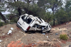 Malatya’da minibüs şarampole devrildi: 1 yaralı
