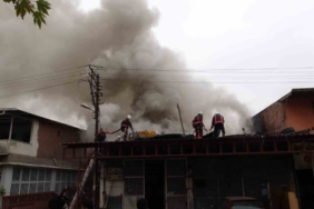 Malatya’da sanayi sitesindeki yangın kontrol altına alındı