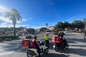 Marmaris’te motorlu kuryeler denetlendi