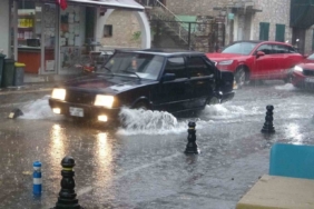 Menteşe’de şiddetli yağmur ve dolu etkili oluyor