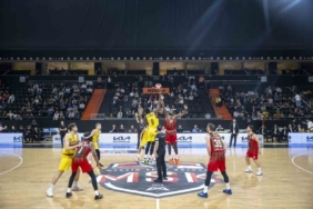 Mersin Spor, Karşıyaka’yı 92-87 mağlup etti