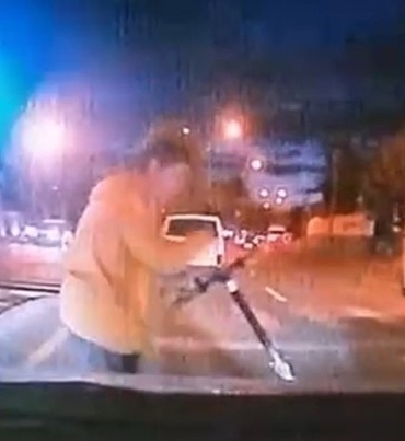 Mersin’de kaza ucuz atlatıldı: Saniyelerle ölümden döndü