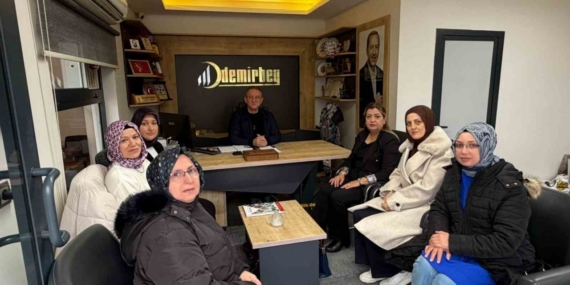 Milletvekili Demir, Kütahya Koruyucu Aile Derneği yönetimini ağırladı