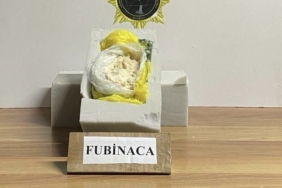 Minibüsün sünger bölmelerinden uyuşturucu çıktı