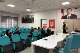 Muğla 112 Acil Çağrı Merkezi çalışanlarına doğru beslenme ve duruş teknikleri anlatıldı