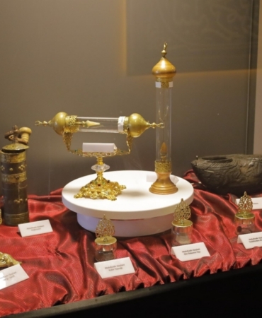 Mukaddes emanetler sergisi yoğun ilgi gördü