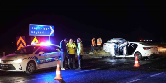 Niğde-Kayseri karayolunda feci kaza: 3 ölü, 6 yaralı