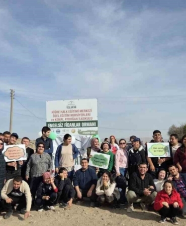 Niğde’de fidanlar toprakla buluştu