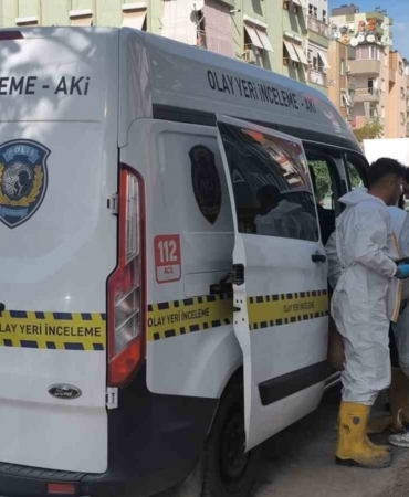 Oğluna ulaşamayınca Kayseri’den Antalya’ya geldi, cansız bedeni ile karşılaşınca feryatları yürek dağladı