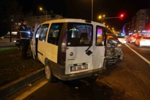 Önce kaza yaptı, sonra kayıplara karıştı