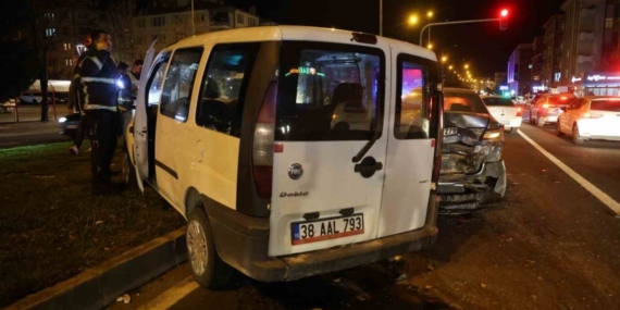 Önce kaza yaptı, sonra kayıplara karıştı