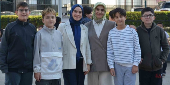 Ordu’da 27 yıllık öğretmen, yetiştirdiği eski öğrencisiyle omuz omuza görev yapıyor