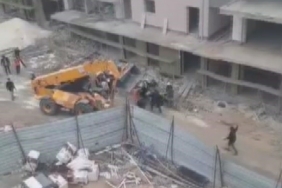 Ortalığın savaş alanına döndüğü kavga polisin havaya ateş açmasıyla son buldu