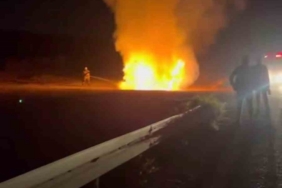 Otomobil alev topuna döndü, o anlar kamerada