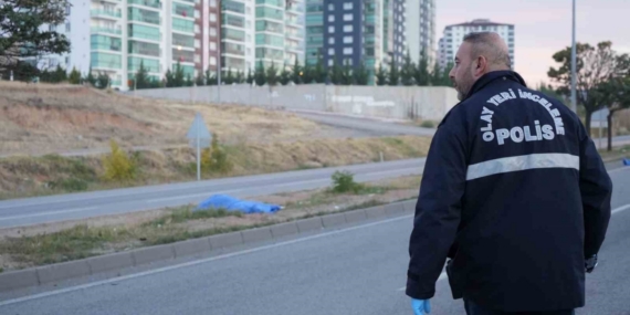 Otomobilin çarptığı yaya hayatını kaybetti