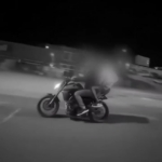 Oyuncak silahla şov yapıp sosyal medyada paylaştılar, polisten kurtulamadılar