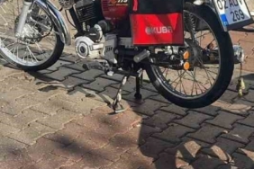 Park halindeki motosiklet çalındı