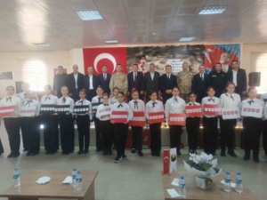 Patnos’ta 24 Kasım öğretmenler günü etkinliklerle kutlandı