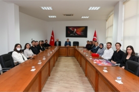 Rektör Topal, Teknofest 2025 ve Türkiye 2053 yarışmalarında dereceye giren öğrencileri tebrik etti