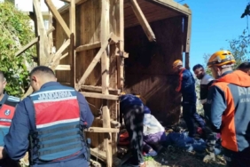 Rize’de ahşap yapı çöktü: 1 ölü, 2 yaralı