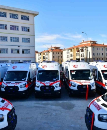 Sağlık Bakanlığı’ndan Gaziantep’e 16 yeni ambulans