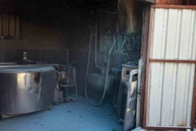 Sakarya’da ahırda yangın: 400 bin liralık zarar meydana geldi