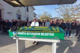 Sakarya’da kazada hayatını kaybeden yaşlı kadın son yolculuğuna uğurlandı