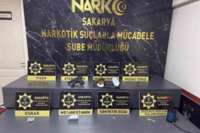 Sakarya’da uyuşturucu operasyonu: 3 gözaltı