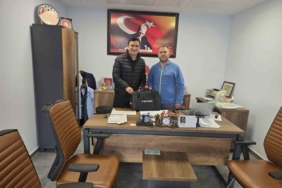 Salihli’de Amatör Kulüplere ilk yardım çantası desteği